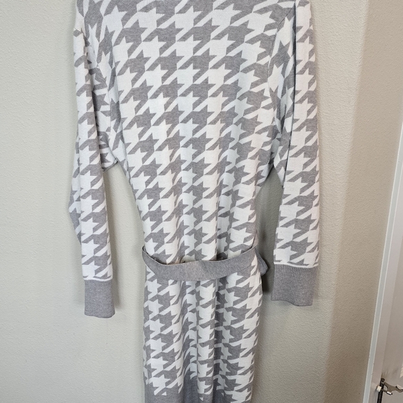 Kathy Ireland Long Sweater Houndstooth Cardigan Sweater Dress Womens Plus 2X - Picture 16 of 16